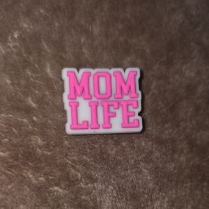 💥 5/$15 Croc Charm